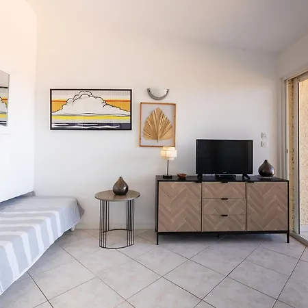 Apartment Marina De Sant Ambroggio *